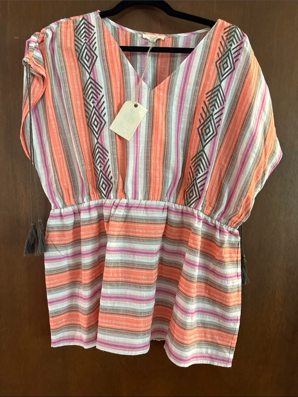easel Striped V-Neck Tunic in Coral, Pink, White